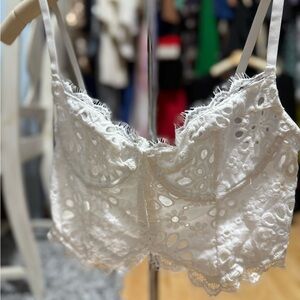 Anthropologie White Lace Bralette with Scalloped Trim Size M